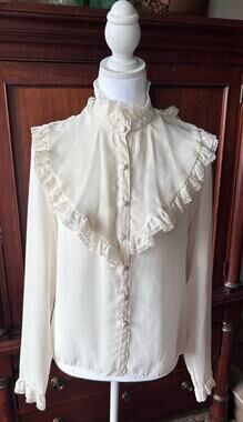 Vintage Alberto Capraro Ivory Ruffle Lace Blouse Size 8 Victorian Revival